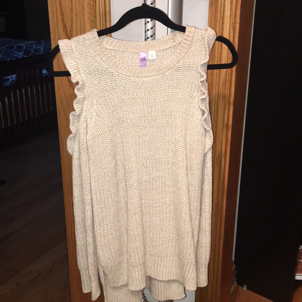 Cold Shoulder Long Sleeve Sweater